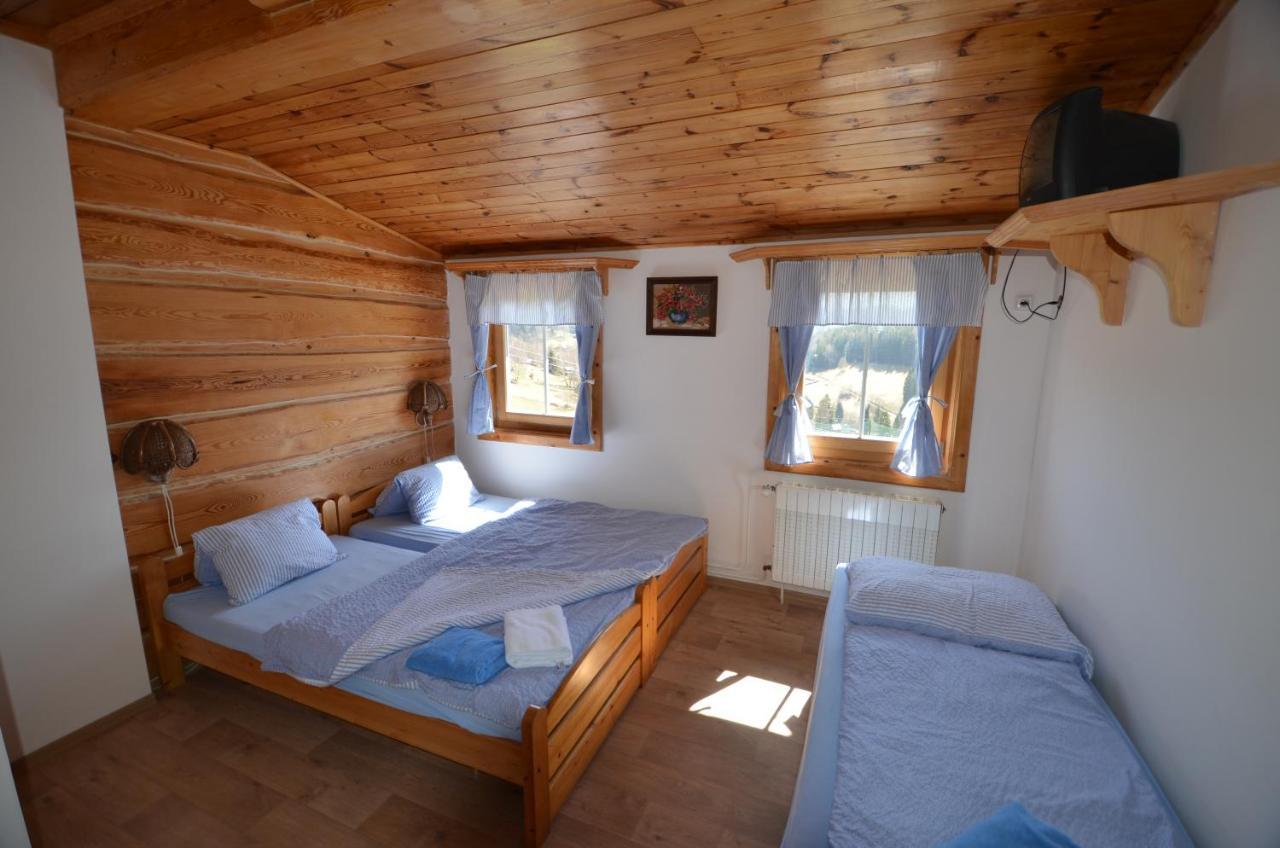 Penzion Lion Pec pod Sněžkou Exterior foto